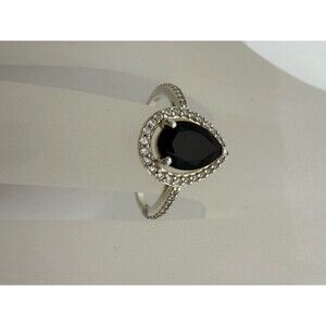 RJ‎ Sterling Silver .925 PEAR CUT BLACK & WHITE STONE HALO RING SIZE 6.5